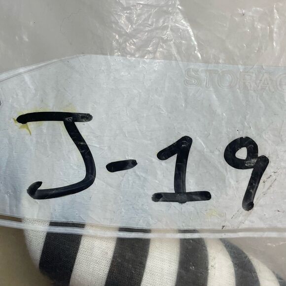 5 for $25🔥Daiso Cozy Terry Lined Slippers Size 7 - Picture 5 of 5